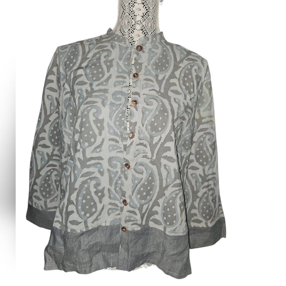Gray Batik Button-Up Blouse